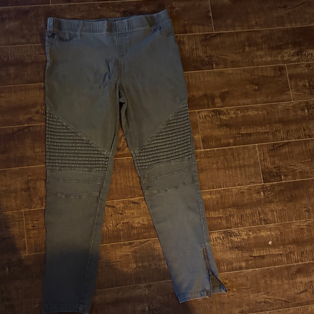 Stylish Gray Women Jeggings